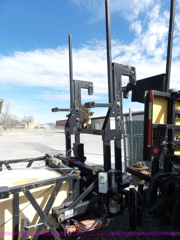 image for item BL9643 2002 Enabs Safe-Stop TM8290 crash attenuator