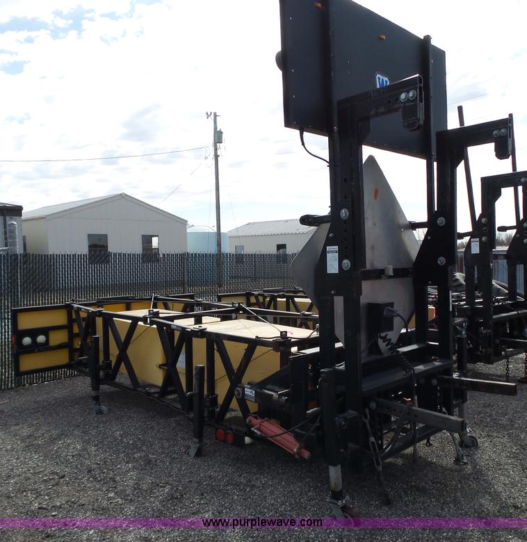 image for item BL9645 2005 Enabs Safe-Stop TM8290 crash attenuator