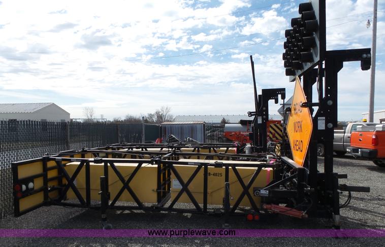 image for item BL9645 2005 Enabs Safe-Stop TM8290 crash attenuator