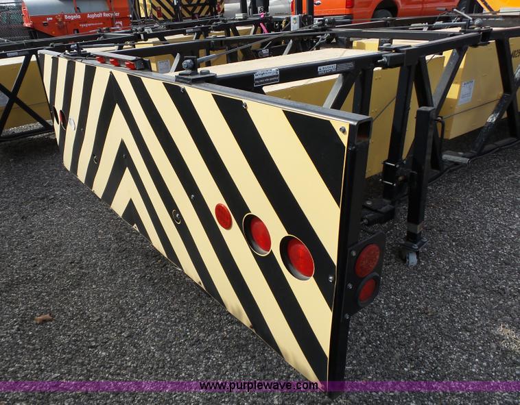 image for item BL9645 2005 Enabs Safe-Stop TM8290 crash attenuator