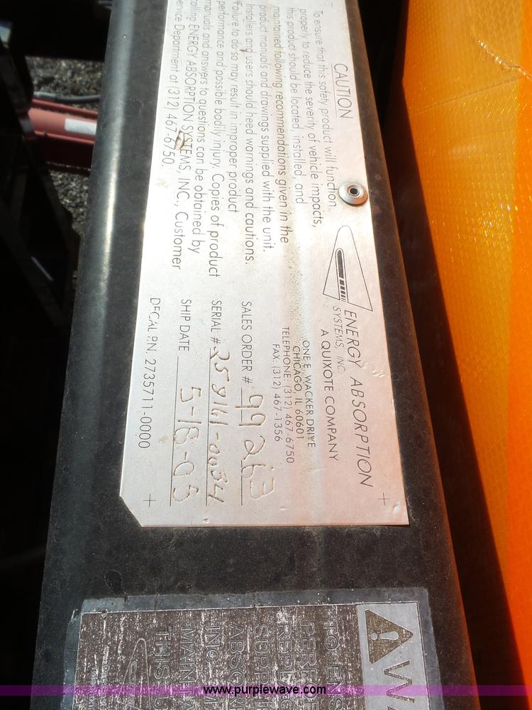 image for item BL9645 2005 Enabs Safe-Stop TM8290 crash attenuator