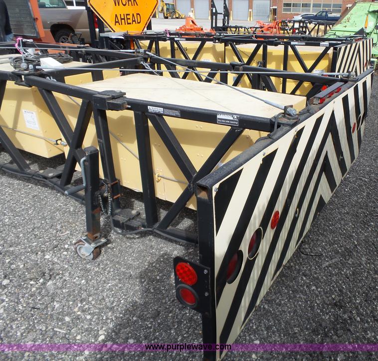 image for item BL9646 2003 Enabs Safe-Stop TM8290 crash attenuator