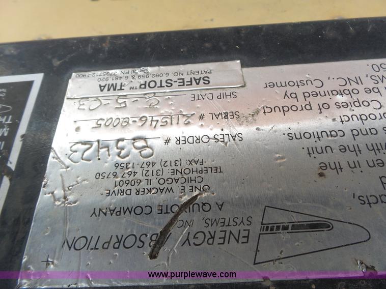 image for item BL9647 2003 Enabs Safe-Stop TM9180 crash attenuator