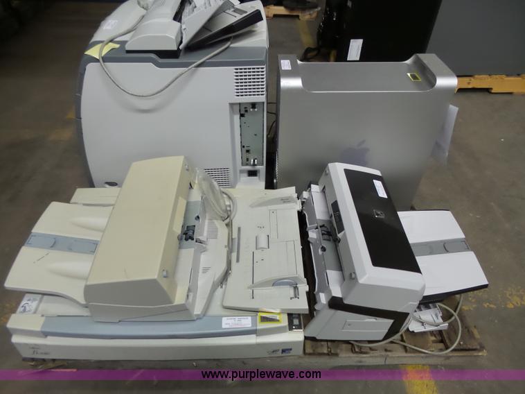 image for item BT9341 Assorted electronics