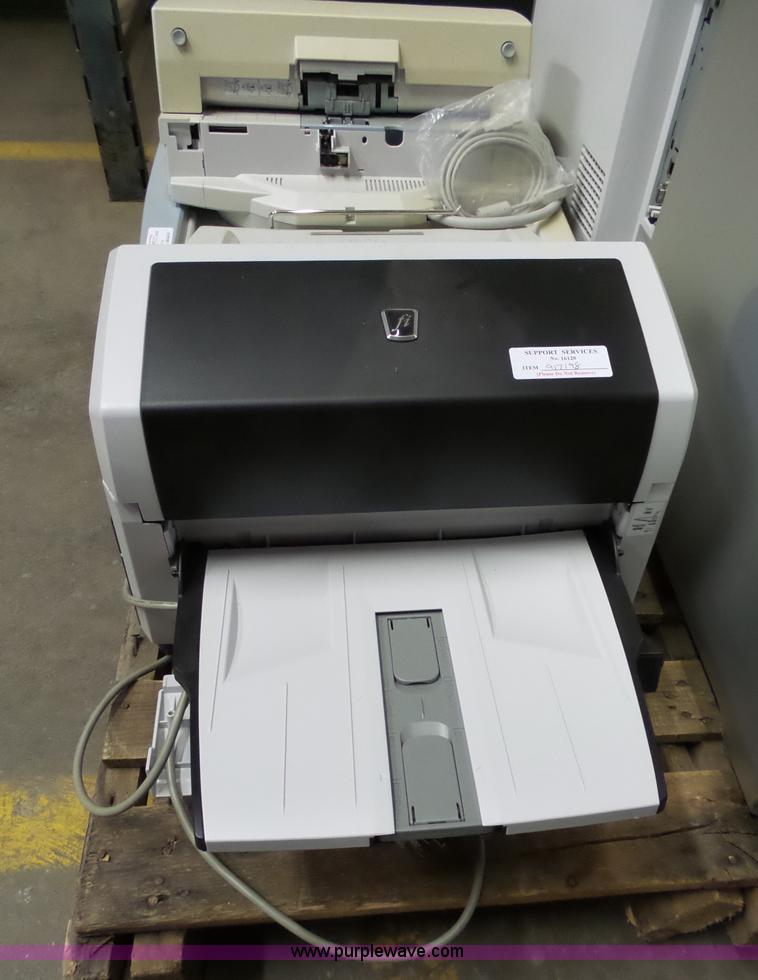 image for item BT9341 Assorted electronics