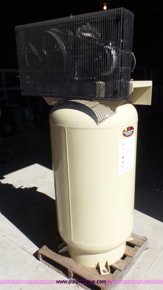 image for item CD9845 2005 Ingersoll Rand 2340 air compressor