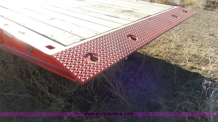 image for item J6198 1991 Landoll 345 equipment trailer