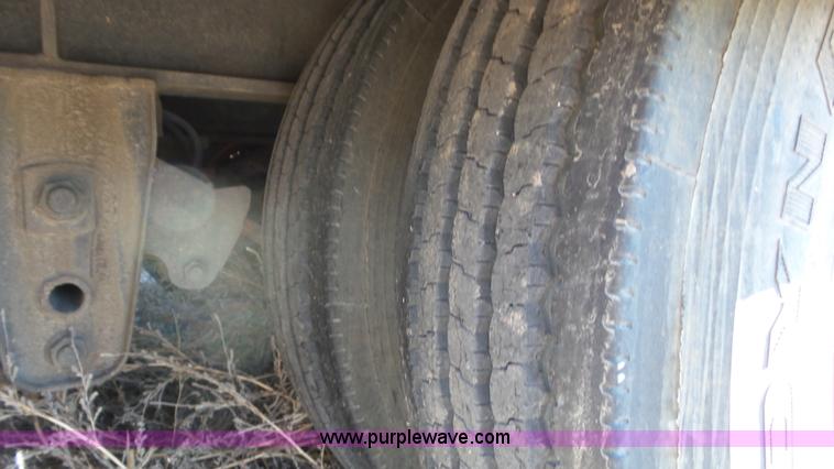 image for item J6198 1991 Landoll 345 equipment trailer