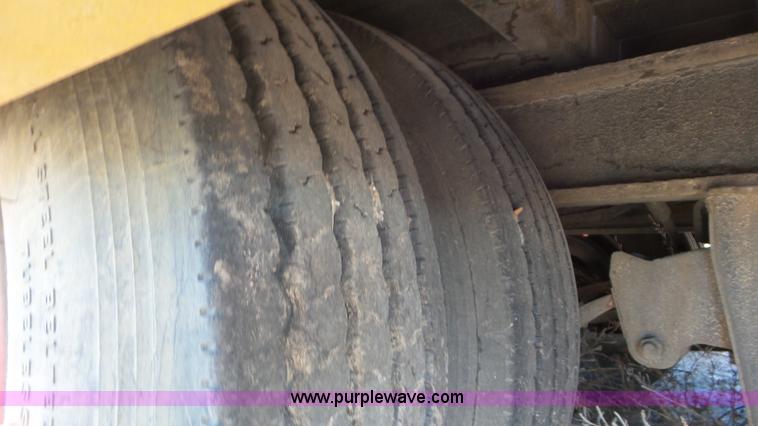 image for item J6198 1991 Landoll 345 equipment trailer