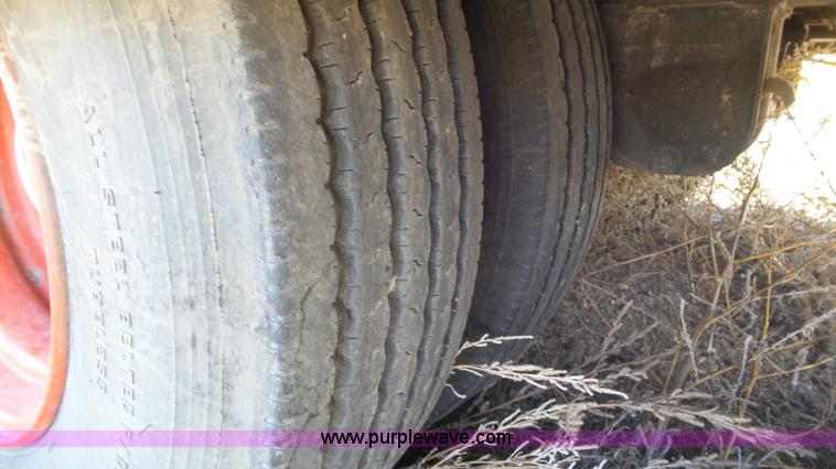 image for item J6198 1991 Landoll 345 equipment trailer