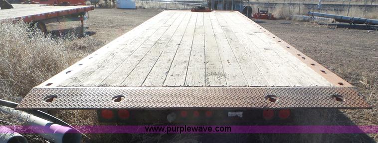 image for item J6199 1994 Landoll 345-31 equipment trailer