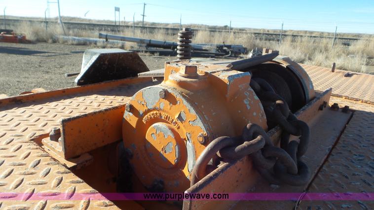 image for item J6199 1994 Landoll 345-31 equipment trailer