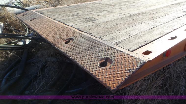 image for item J6199 1994 Landoll 345-31 equipment trailer