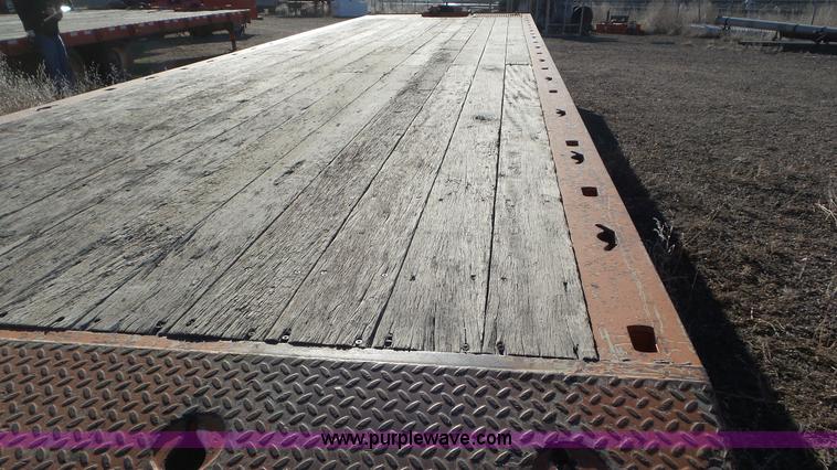 image for item J6199 1994 Landoll 345-31 equipment trailer