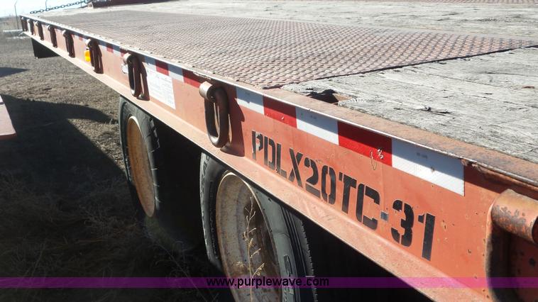 image for item J6200 2001 Trail Eze PDLX20TC-31 equipment trailer