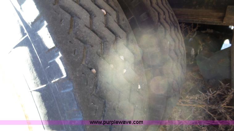 image for item J6200 2001 Trail Eze PDLX20TC-31 equipment trailer