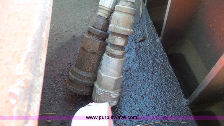 image for item J6201 2006 Trail Eze TE401 equipment trailer