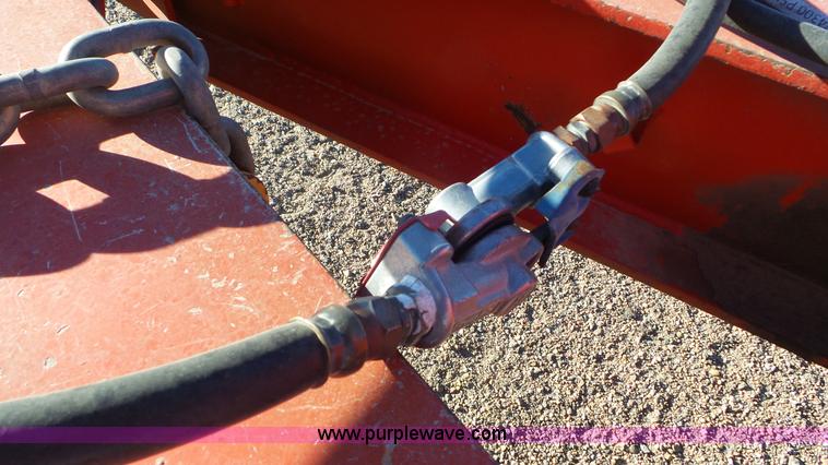 image for item J6201 2006 Trail Eze TE401 equipment trailer