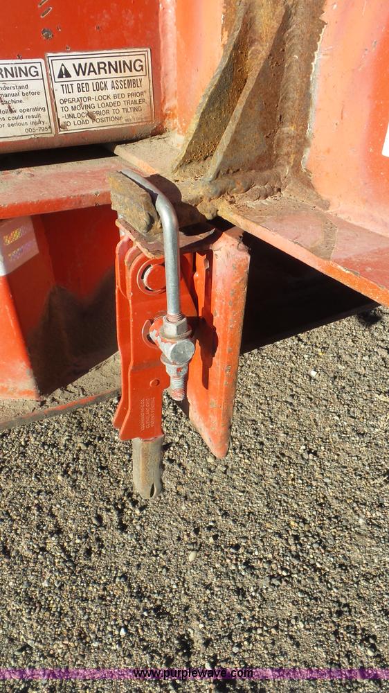 image for item J6201 2006 Trail Eze TE401 equipment trailer