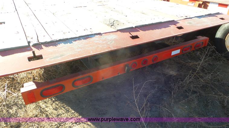 image for item J6201 2006 Trail Eze TE401 equipment trailer