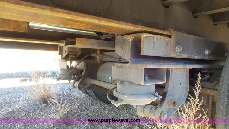 image for item J6201 2006 Trail Eze TE401 equipment trailer