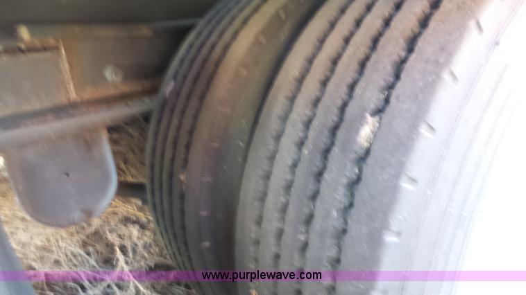 image for item J6201 2006 Trail Eze TE401 equipment trailer