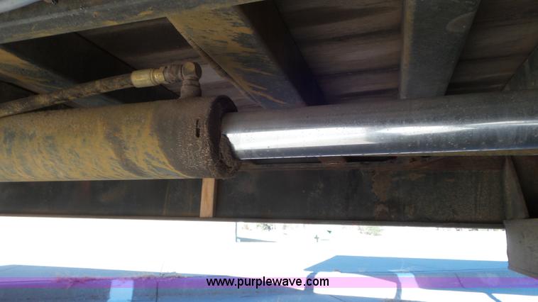 image for item J6205 1991 Landoll 345 equipment trailer