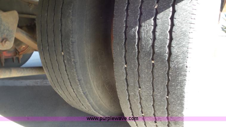 image for item J6205 1991 Landoll 345 equipment trailer