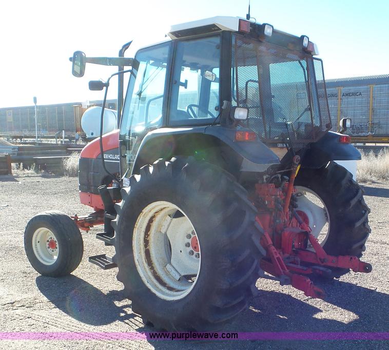 image for item J6211 2000 Ford TS100 tractor