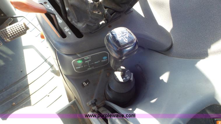 image for item J6211 2000 Ford TS100 tractor