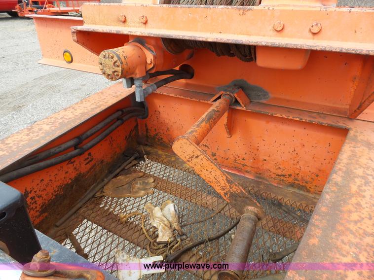 image for item J6276 2002 Evaco Superline D012T242T tilt deck trailer