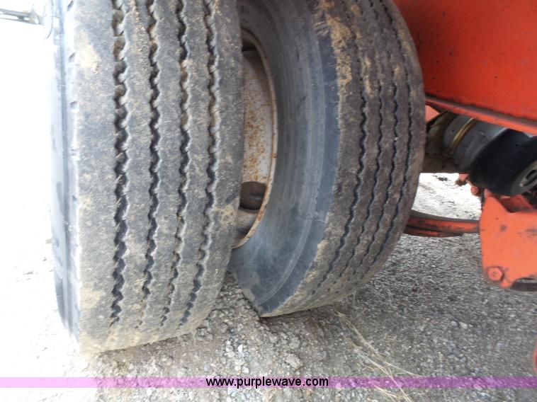 image for item J6276 2002 Evaco Superline D012T242T tilt deck trailer