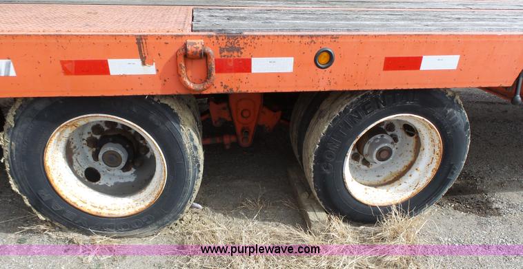 image for item J6276 2002 Evaco Superline D012T242T tilt deck trailer