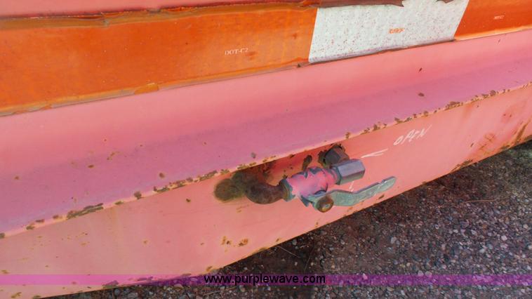 image for item J6277 2002 Fannin Road Hog equipment trailer