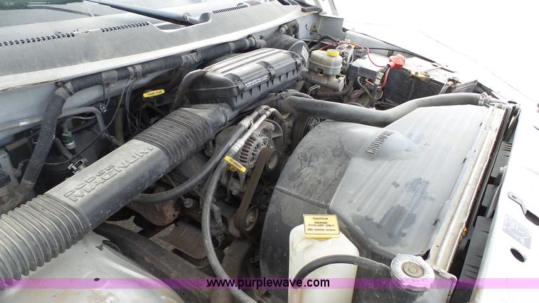 image for item J6290 2001 Dodge Ram 1500 pickup truck