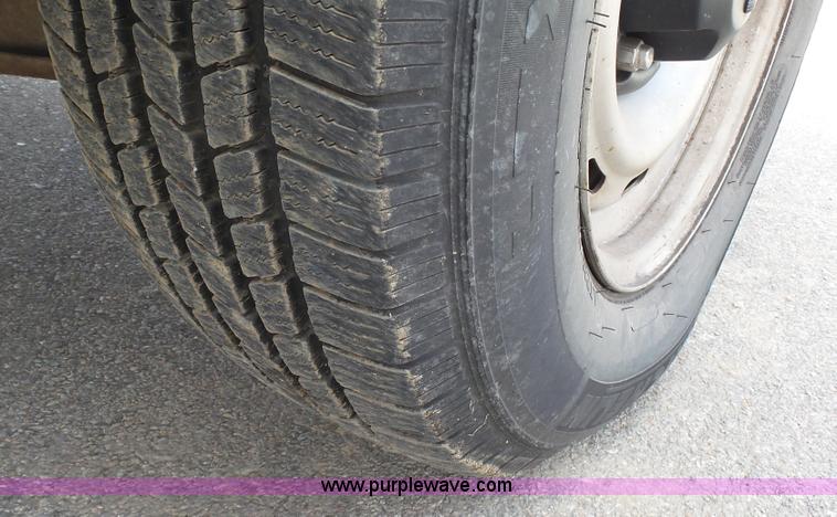 image for item J6290 2001 Dodge Ram 1500 pickup truck