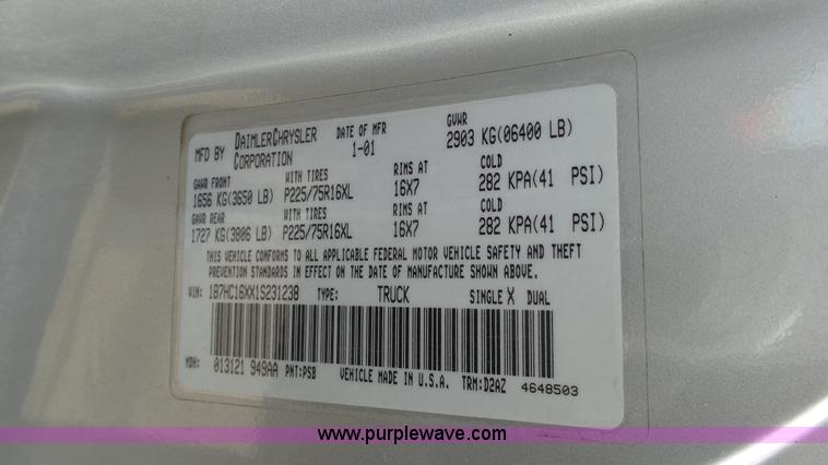 image for item J6290 2001 Dodge Ram 1500 pickup truck