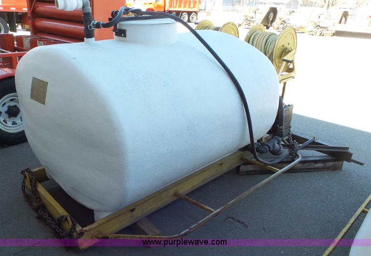 image for item K6911 1997 Westheffer FG50F20K20M weed sprayer