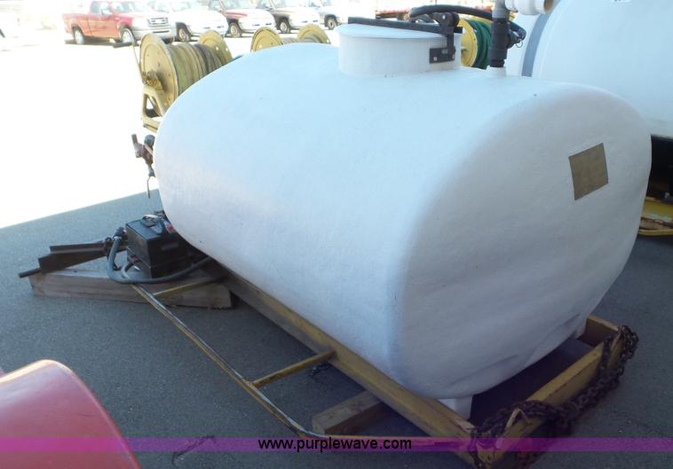 image for item K6911 1997 Westheffer FG50F20K20M weed sprayer