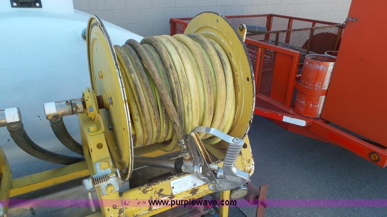 image for item K6911 1997 Westheffer FG50F20K20M weed sprayer