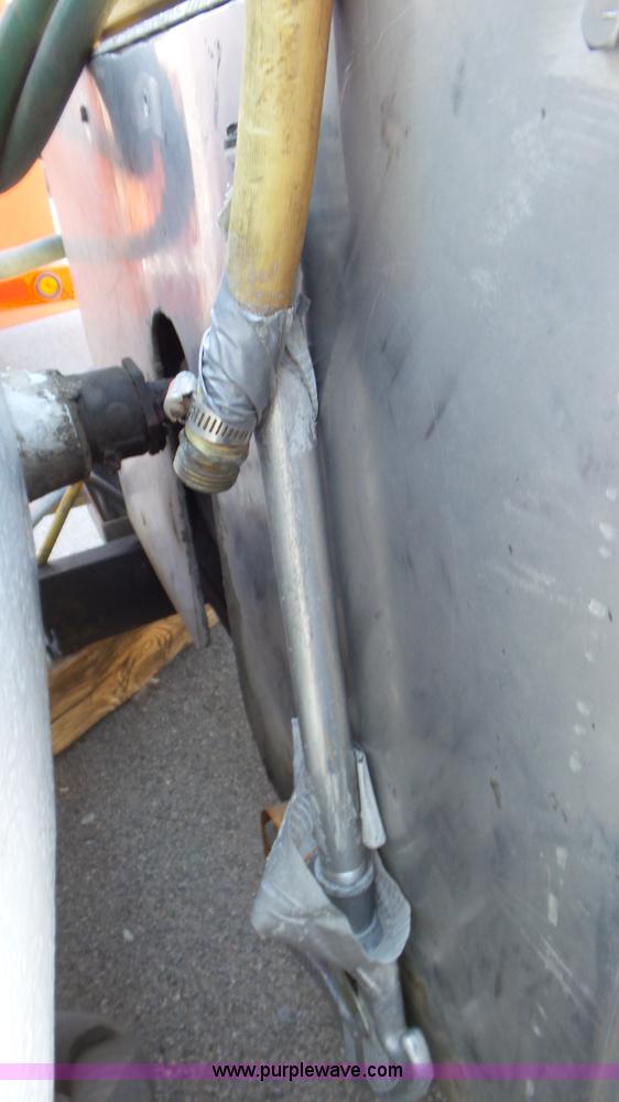 image for item K6911 1997 Westheffer FG50F20K20M weed sprayer