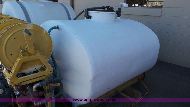 image for item K6911 1997 Westheffer FG50F20K20M weed sprayer