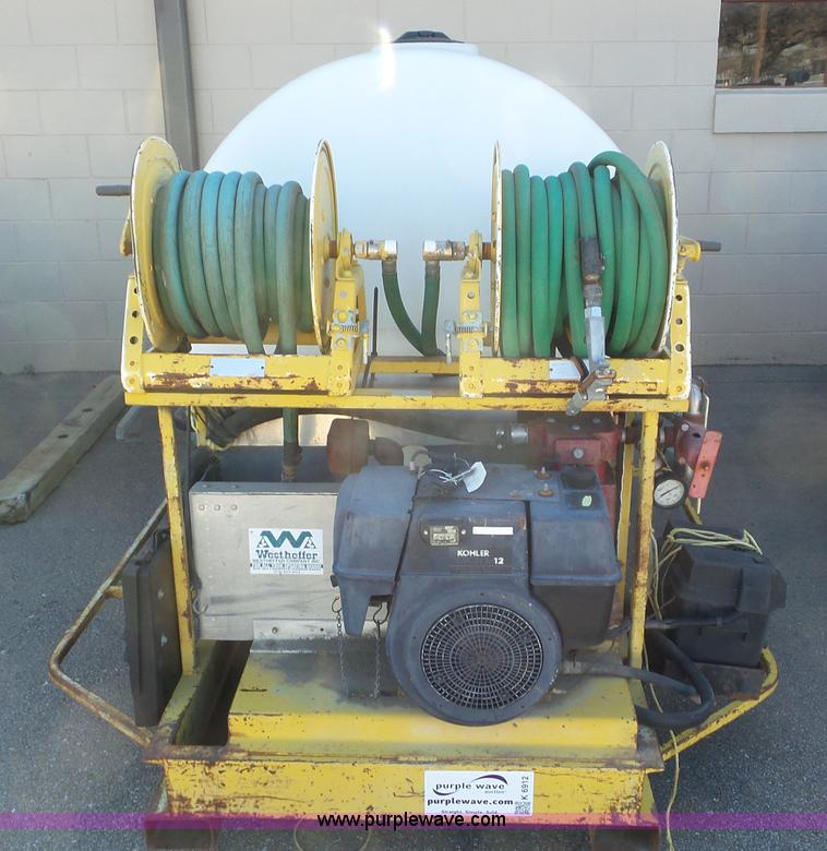 image for item K6912 1997 Westheffer FG50F20K20M weed sprayer