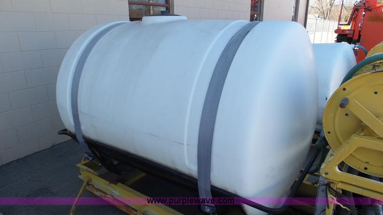 image for item K6912 1997 Westheffer FG50F20K20M weed sprayer