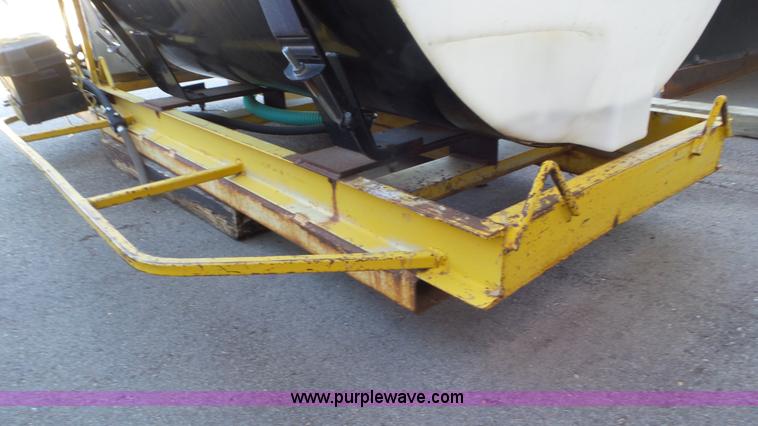 image for item K6912 1997 Westheffer FG50F20K20M weed sprayer