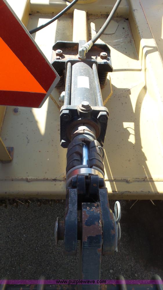 image for item K6919 2005 Land Pride RCB6015 rotary mower