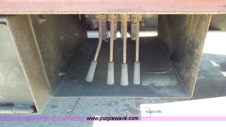 image for item K6921 2001 Trail Eze PDLX20TC tilt deck trailer