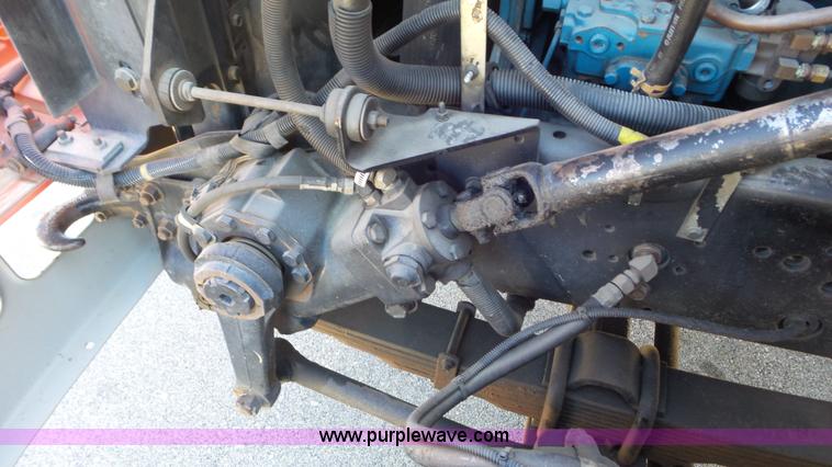 image for item K6923 1999 International 4900 digger derrick truck