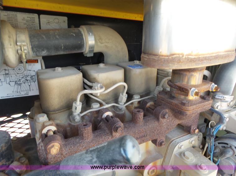 image for item L6259 1999 Bomag BW11RH pneumatic roller