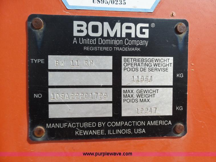image for item L6259 1999 Bomag BW11RH pneumatic roller